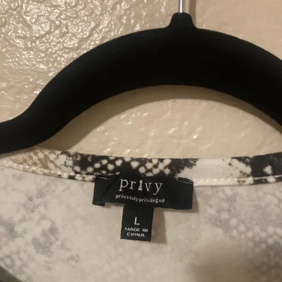 Privy Black and White Snake Print Long Sleeve Dress - Picture 4 of 4